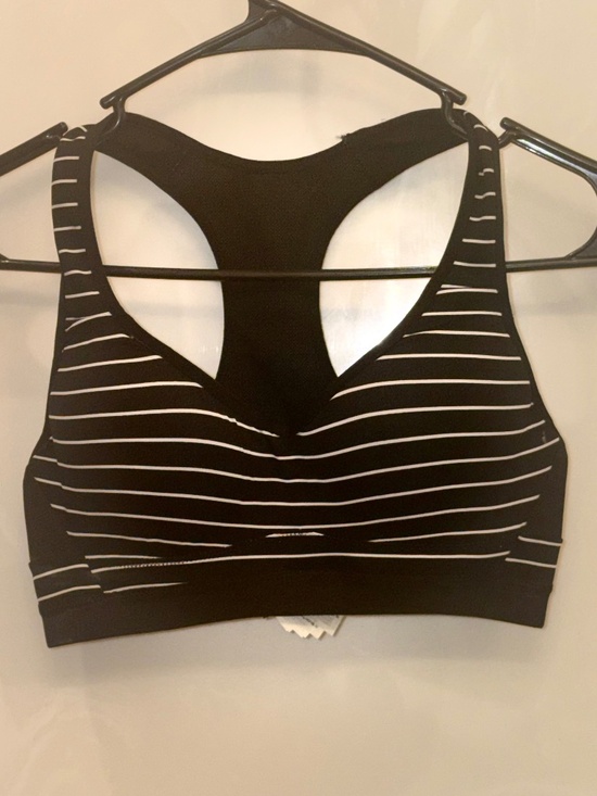 Cotton On Racerback Sports Bra in 32B - Picture 1 of 2